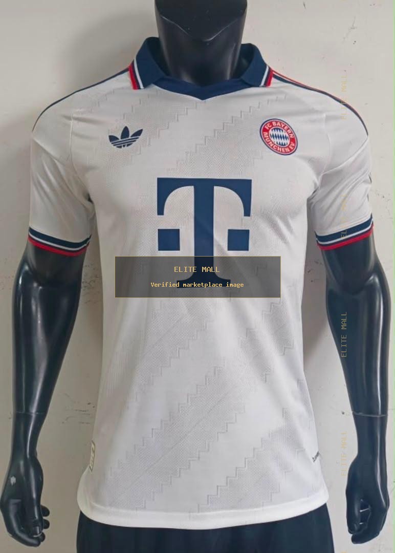 FC Bayern München Jersey from CHAMPION STYLES