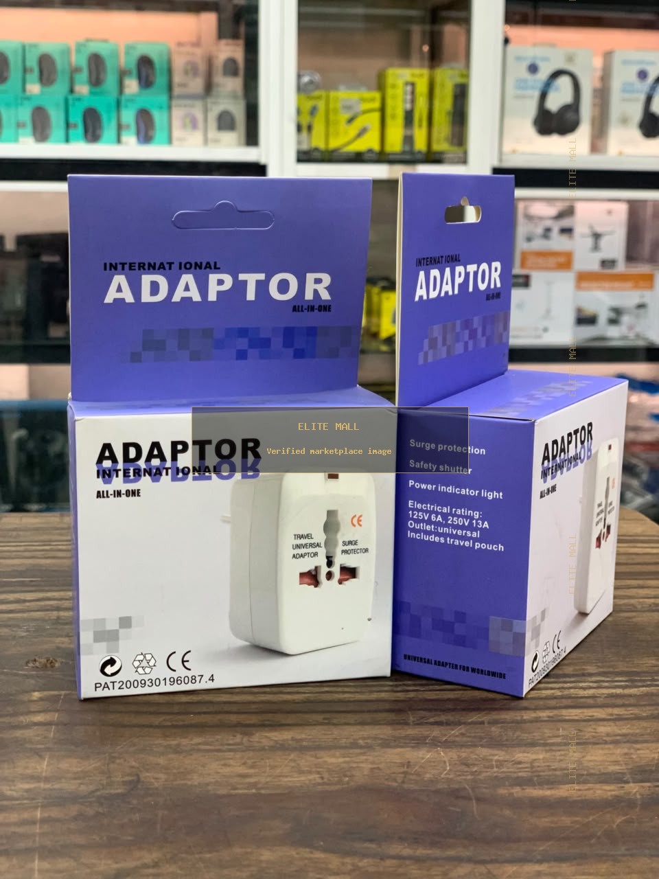 International Universal Travel Adaptor from Ken Computers