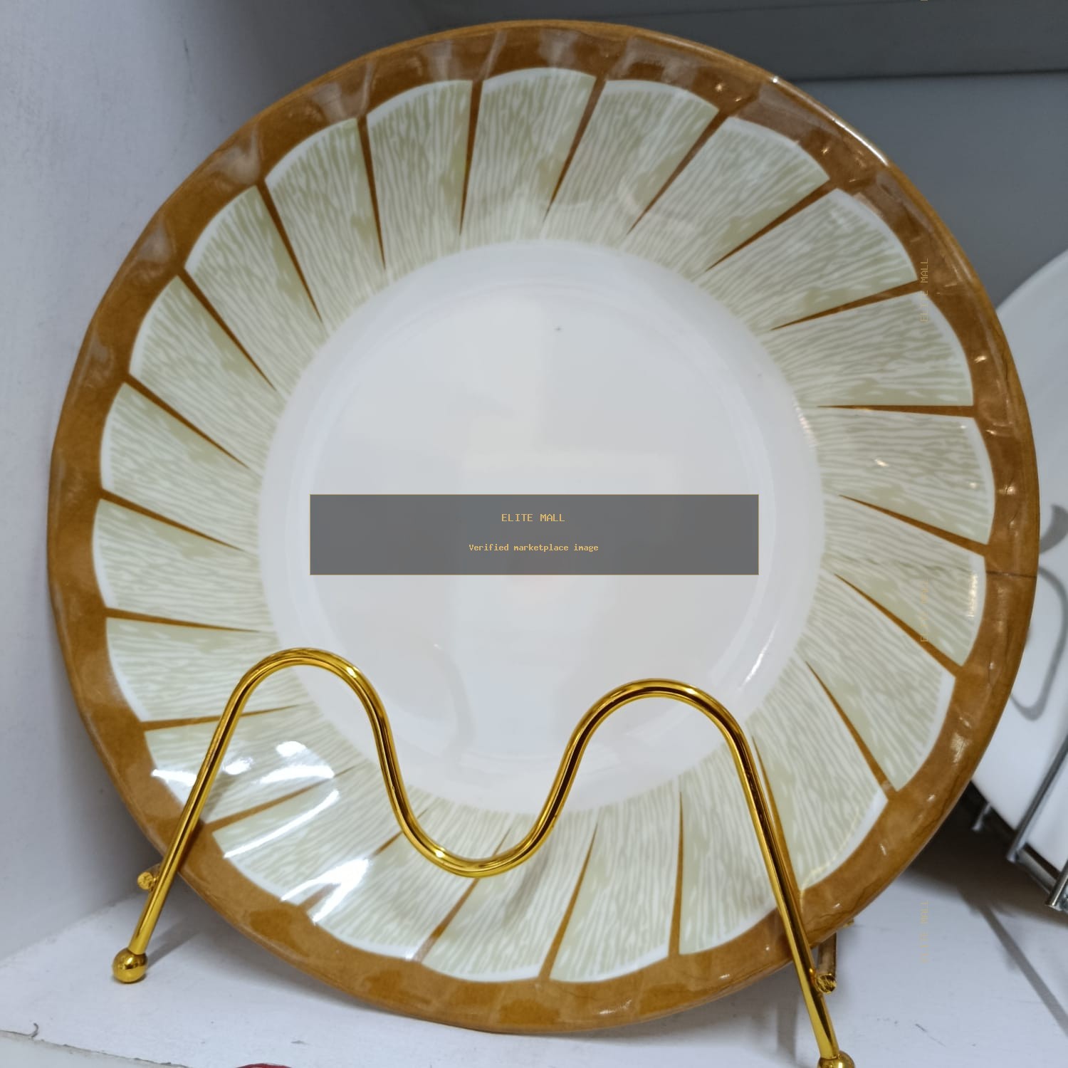 Gp Mellamine Plate from TALULY AMOURY HOUSEHOLDS